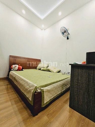 Chính chủ bán gấp nhà 2lau,Nguyễn Văn Đậu,Bình Thạnh,42m,HXH,hơn 6ty