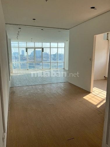 Cho thuê tòa nhà mặt phố Lê Quý Đôn, 90m2 x 8 tầng thông sàn, 60tr