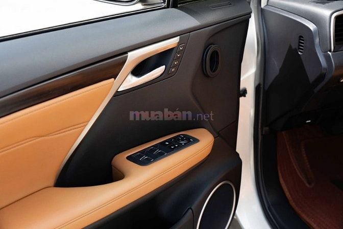 Bán Lexus RX300 sản xuất 2020, tên tư nhân, biển Hà Nội