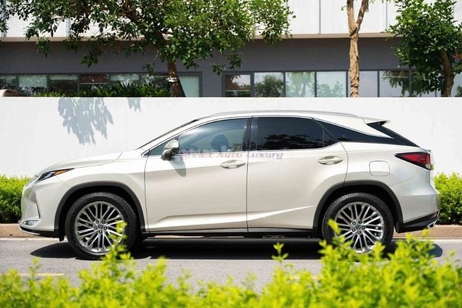 Bán Lexus RX300 sản xuất 2020, tên tư nhân, biển Hà Nội