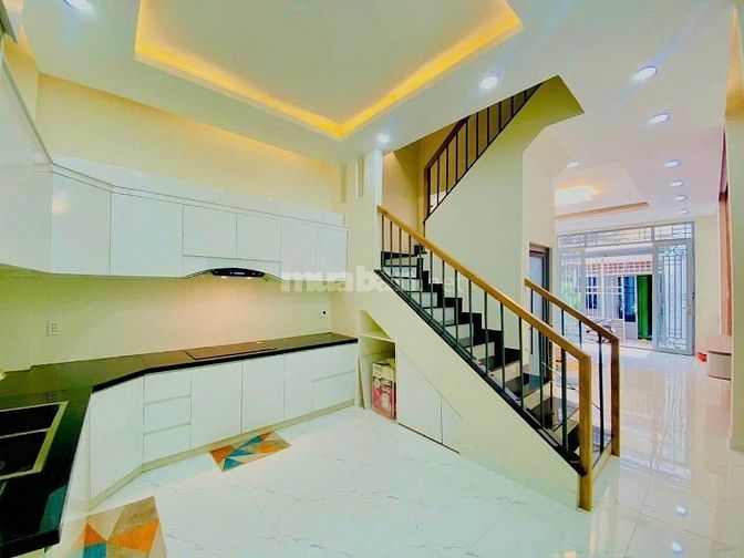 Nhà hẻm ô tô đường Trần Văn Quang, Tân Bình. Giao Âu Cơ