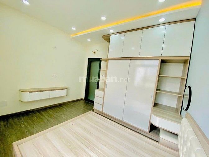 Nhà hẻm ô tô đường Trần Văn Quang, Tân Bình. Giao Âu Cơ