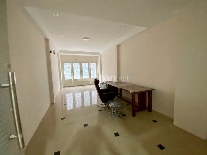 NGUYÊN CĂN 3 LẦU HẺM XE TẢI NGUYỄN HỮU CẢNH P22 BÌNH THẠNH