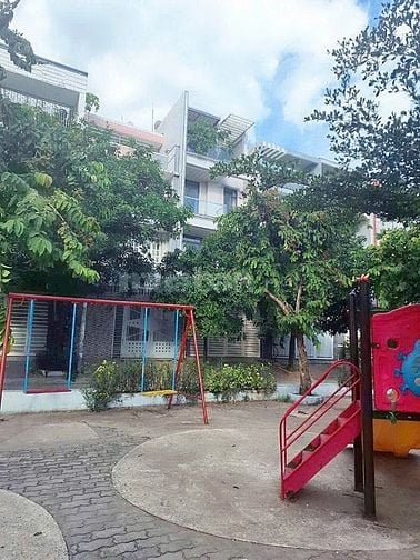 Nhà Phố Mặt Tiền Đường Số Đối Diện Công Viên Phú Thuận Q7