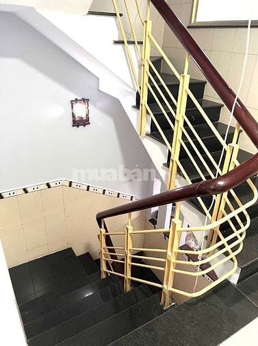 Bán nhà mặt tiền Lạc Long Quân, Q11 – 5 tầng, 7PN, giá 8.88 tỷ