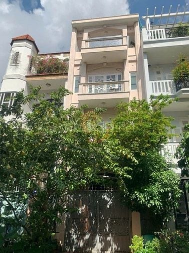 Chỉ 27 tỷ! Bán nhà phố Đ. Nguyễn Trọng Tuyển, Q. TB – 5x19m – 4 tầng.