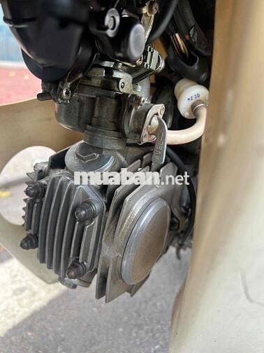 nhà chật nên bán xe