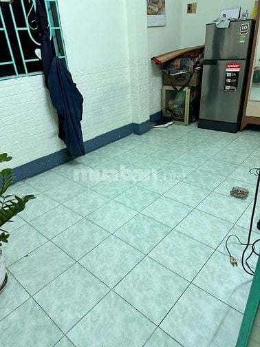 Nhà 1/ 27m2 khu dân cư không QH hẻm số 8 Hồ Hảo Hớn, Q1