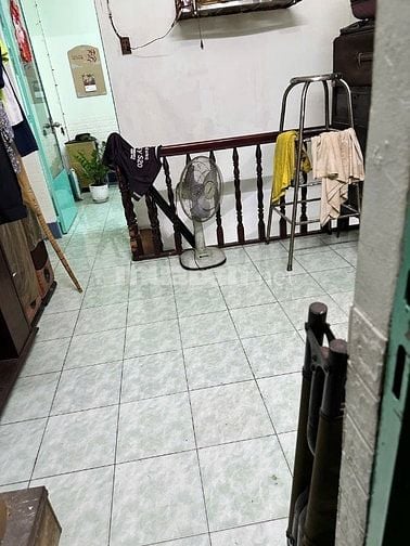 Nhà 1/ 27m2 khu dân cư không QH hẻm số 8 Hồ Hảo Hớn, Q1