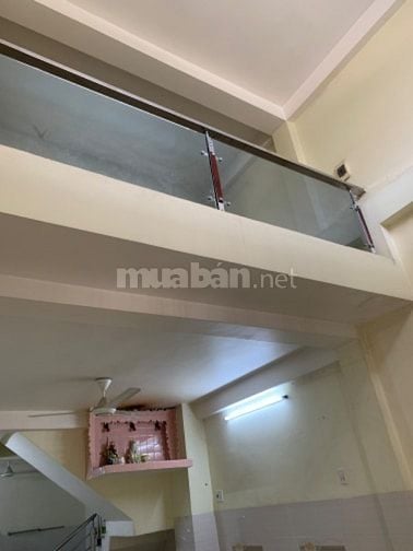Cho thuê nhà 4 lầu 5 phòng ngủ 1 phòng khách và tầng trệt