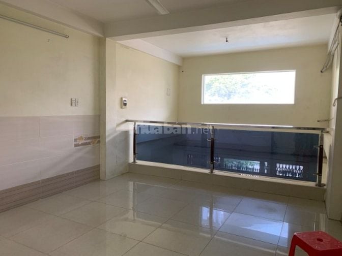 Cho thuê nhà 4 lầu 5 phòng ngủ 1 phòng khách và tầng trệt