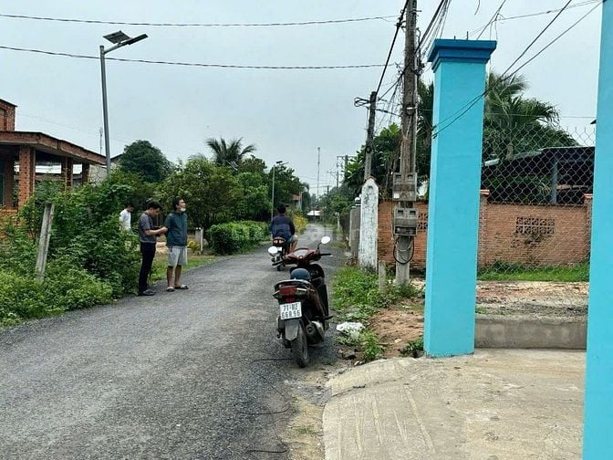 Cứu chủ - ngộp bank cần bán gấp căn nhà An Hoà, Trảng Bàng 202m2 thổ c