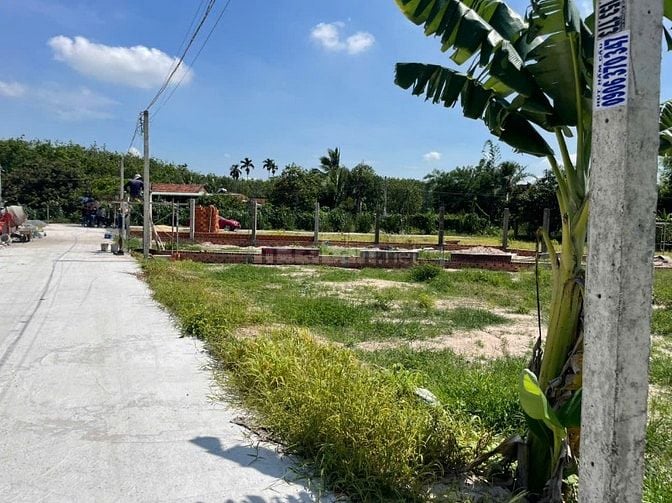 Cần bán đất thổ cư 100% dt 140m2 ở Gia Lộc,huyện Trảng Bàng, Tây Ninh