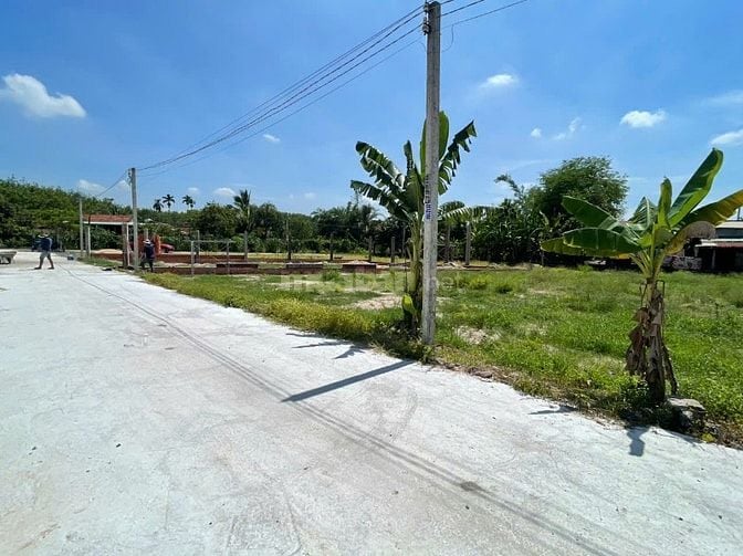 Cần bán đất thổ cư 100% dt 140m2 ở Gia Lộc,huyện Trảng Bàng, Tây Ninh