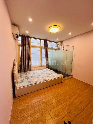 MỘT NHÀ RA PHỐ BẠCH MAI-ĐẦU PHỐ HUẾ-DT18m / 5TẦNG-Ở NGAY-CHỈ HƠN 2TỶ