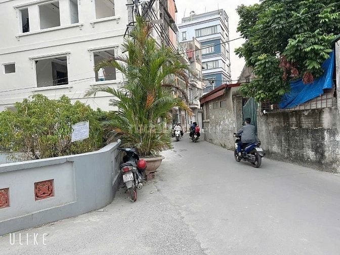 Nhà phân lô, ô tô tránh đỗ,  View vườn hoa , thang máy, DT 50m2 x 5 T