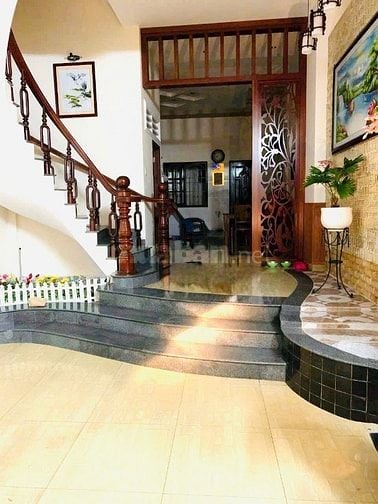 Nhà mặt tiền dạng biệt thự ngang 5.2m 4 tầng 6 phòng ngủ giá nhỉnh 16t
