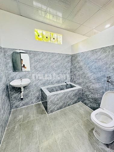HÀNG NGỘP NÈ ANH CHỊ ƠIII, CĂN NHÀ VƯỜN Ở CỦ CHI GIÁ 1 TỶ 250 TRIỆU, 3