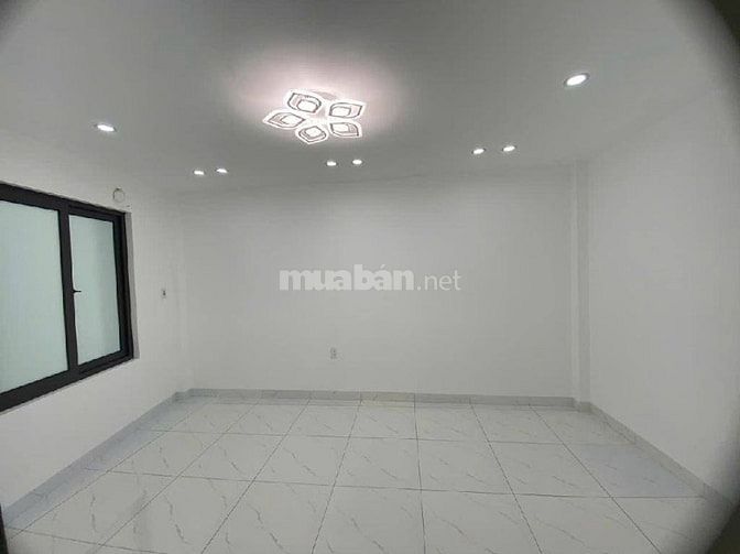 1 NHÀ RA ÔTÔ-PHỐ NGUYỄN CAO-FULL NỘI THẤT ĐẸP-25m / 4TẦNG-HƠN 5TỶ