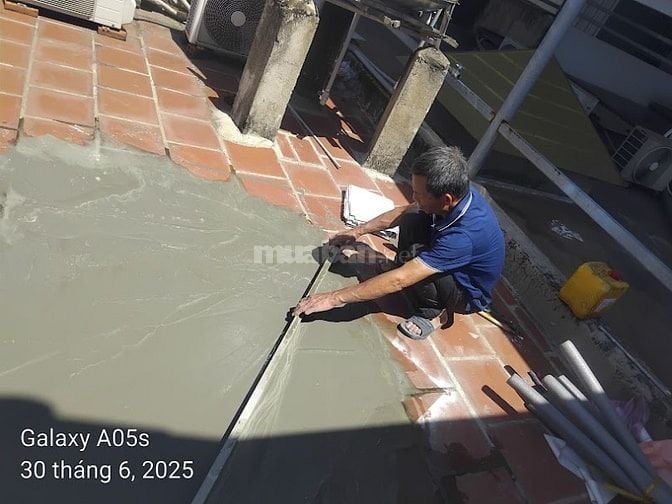 Chống thấm dột nhà WC, Sân thượng, bảo hành 12 tháng.