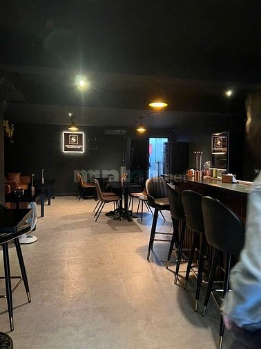 Cho thuê nhanh mặt tầng trệt nhà phố Hưng Gia, PMH diện tích 86m2 . 