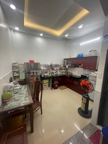 Chủ gửi bán gấp nhà Bình Chánh 6x16m sát QL 1A có sổ hồng riêng, giá 8