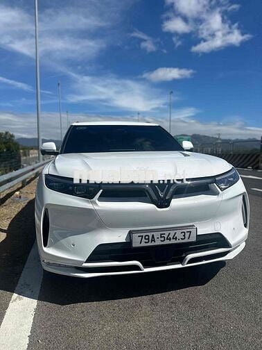 VinFast VF9 2024 Plus - 20000 km