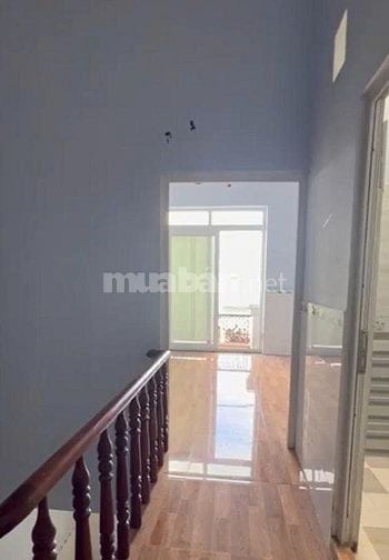 BÁN NHÀ GẤP ĐỂ TRẢ NỢ VỀ QUÊ  