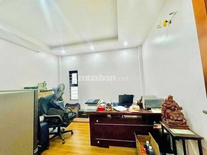 Hồ Tùng Mậu Bán Nhà 5 Tầng,Ô Tô Đỗ,Tiện Ích Chỉ Hơn 7 Tỷ