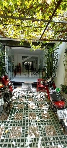 Chính chủ bán nhà mặt tiền 4 tầng ngay khu VIP "Lý Chiêu Hoàng" Quận 6