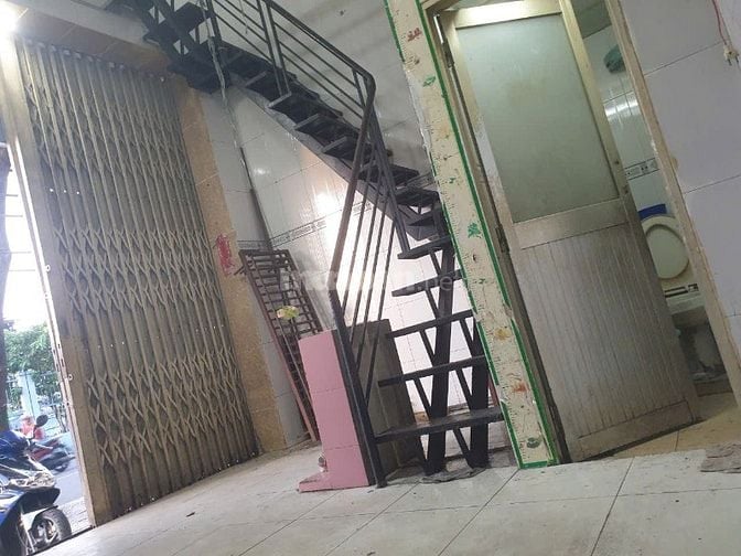 Cho thuê nhà mặt tiền kinh doanh Lê Quang Sung, Phường 2, Quận 6