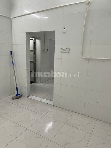  chính chủ cho thuê căn nhà số 7 ngõ 220 phố Bạch Mai, diện tích 80 m2