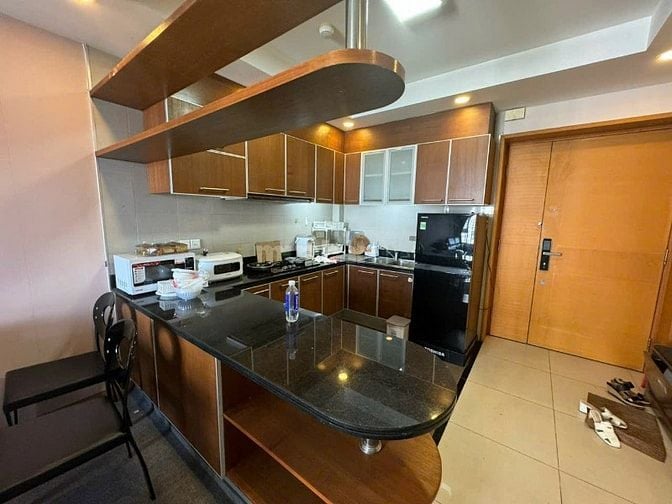 Cho thuê căn hộ 2 phòng ngủ tại Bình Thạnh cách Quận 1 - 5 phút