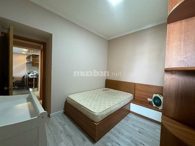 Cho thuê căn hộ 2 phòng ngủ tại Bình Thạnh cách Quận 1 - 5 phút