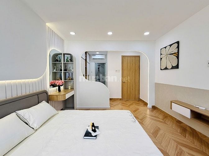 BÁN CĂN NHÀ MỚI XÂY ĐÚC 2LẦU SÂN THƯỢNG NGAY TRUNG TÂM GÒ VẤP