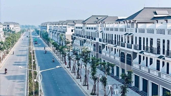 Nhà MT đường 3/2 cổng vinhomes Hậu Nghĩa dt 5x22 giá tổng 7,5 tỷ SHR