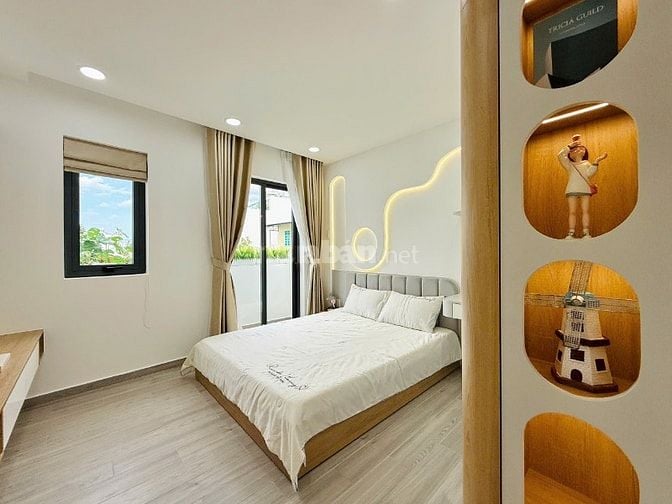 BÁN CĂN NHÀ MỚI XÂY ĐÚC 2LẦU SÂN THƯỢNG NGAY TRUNG TÂM GÒ VẤP