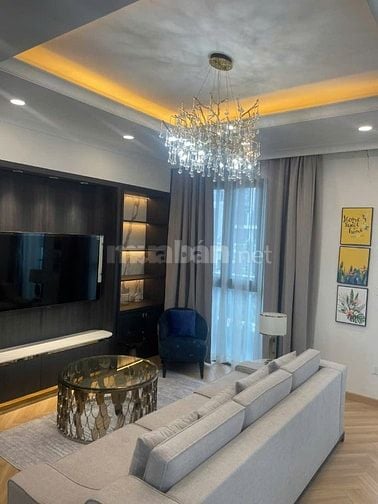 Nhà MT đường 3/2 cổng vinhomes Hậu Nghĩa dt 5x22 giá tổng 7,5 tỷ SHR