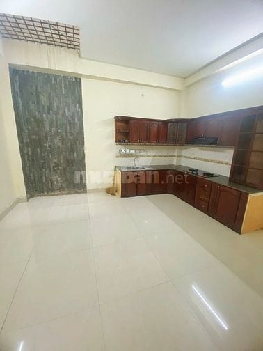 CHO THUÊ NHÀ HXH VÕ OANH D3 P25 BÌNH THẠNH 80m2 4 TẦNG 25tr/th.