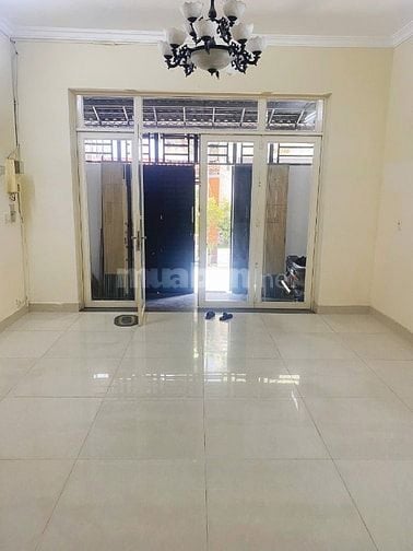 CHO THUÊ NHÀ HXH VÕ OANH D3 P25 BÌNH THẠNH 80m2 4 TẦNG 25tr/th.