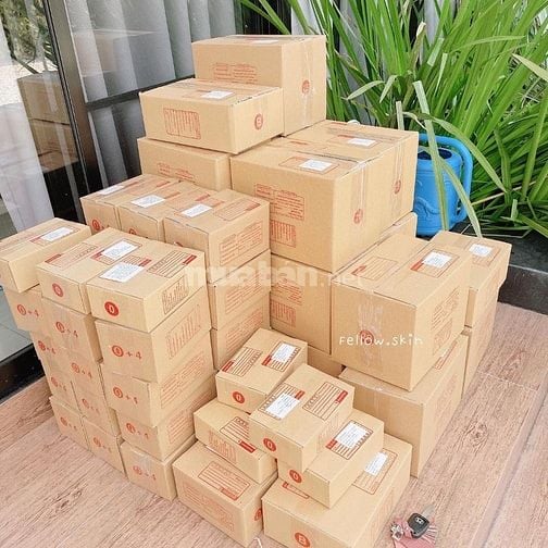 Cần thêm nhân viên :đóng gói tại quầy và phụ kho ( tuổi 20 -55 )