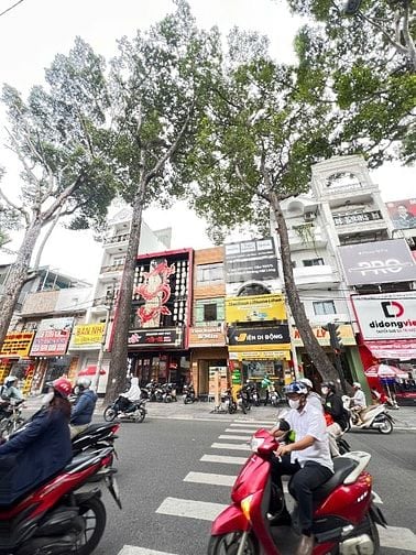 Cho thuê nhà Mặt Tiền đường Trần Quang Khải, p Tân Định, Quận 1, tpHCM