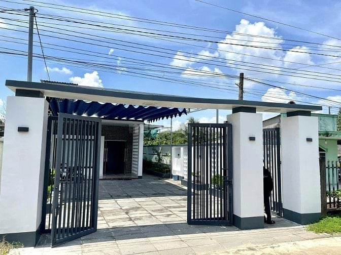 Nhà vườn cực đẹp cho anh/chị nào thích 1 nơi nghĩ ngơi cuối tuần, SHR,
