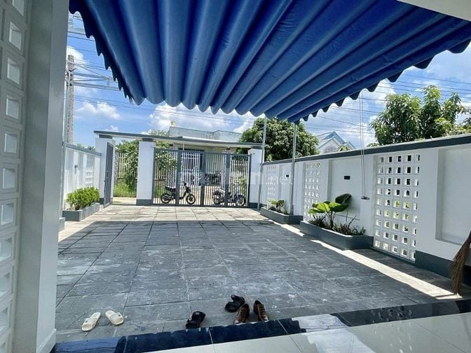 Nhà vườn cực đẹp cho anh/chị nào thích 1 nơi nghĩ ngơi cuối tuần, SHR,