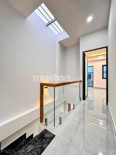 Nhà mới xây DT: 4.1x14.5m nở hậu, 3PN 3WC có Phòng Ngủ dưới trệt 