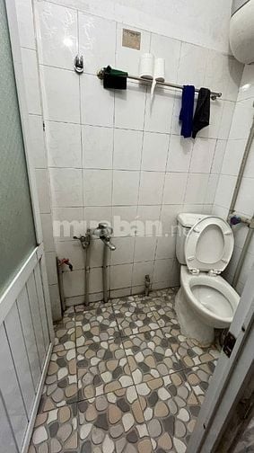 Cho thuê nhà 4 tầng gần chợ Gia Lâm, 30m², giá 7,5 triệu/tháng