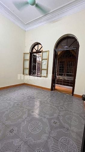Cho thuê nhà 4 tầng gần chợ Gia Lâm, 30m², giá 7,5 triệu/tháng