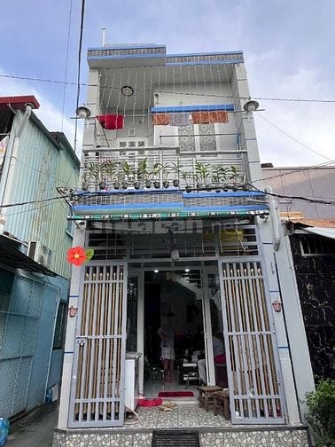 Bán gấp nhà căn góc 1trệt, 1 lầu, 3,8mx13m, Hẻm 7m, Phạm T Hiển P5,Q8.