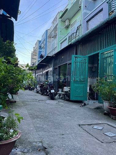 Cần Bán GẤP nhà phố liền kề 80m2 đường Hoàng Phan Thái (SHR) cách chợ 