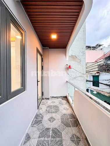 Nhà 1,75 Tỷ Gần Nhà Thờ Giáo Xứ Bình Chánh – Đi Bộ Ra Chợ, Ở Ngay!